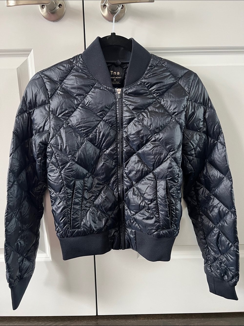 💙 TNA Packable Quilted Bomber Jacket in Navy, Size XS